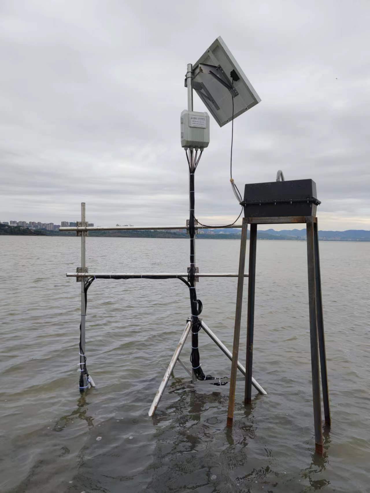 水位、溫度測(cè)量