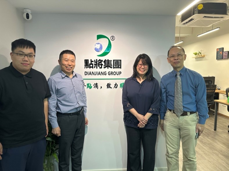 在點將科技香港辦合影 在點將科技香港辦合影