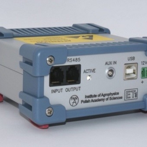 TDR/MUX 微型土壤水分、溫度、電導(dǎo)率、水勢(shì)監(jiān)測(cè)儀